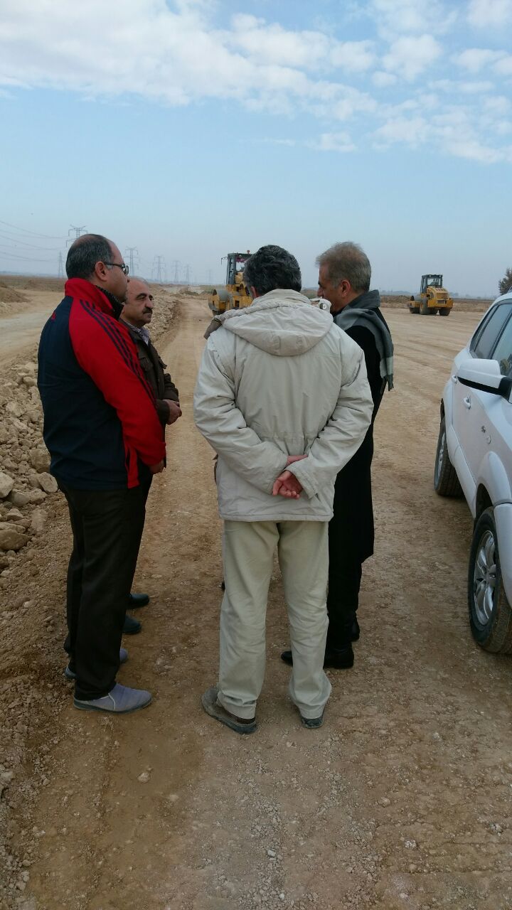 بازدید مدیر عامل شرکت سرمایه گذاری آتیه صبا از روند پیشرفت کار پروژه ساخت آزادراه شرق اصفهان